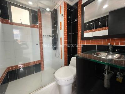 Apartamento de 3 alcobas en venta en Laureles Laureles, Medellín, 88 m² · foto 14 de 17