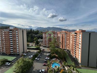 Apartamento de 3 alcobas en venta en Laureles Laureles, Medellín, 88 m² · foto 17 de 17