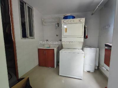 Apartamento de 4 alcobas en venta en El Poblado Loma De Los Gonzalez, Medellín, 171 m² · foto 15 de 20