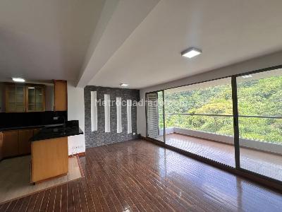 Apartamento de 2 alcobas en venta en Belen Loma De Los Bernal, Medellín, 83 m² · foto 2 de 20