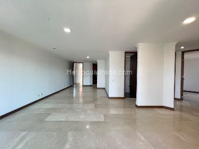 Apartamento de 3 alcobas en arriendo en Laureles Las Acacias, Medellín, 112 m² · foto 6 de 19