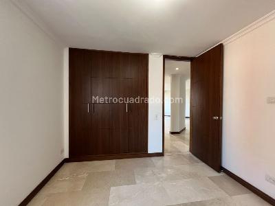 Apartamento de 3 alcobas en arriendo en Laureles Las Acacias, Medellín, 112 m² · foto 15 de 19