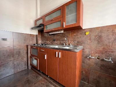 Apartamento de 2 alcobas en arriendo en Poblado San Diego, Medellín, 62 m² · foto 4 de 14