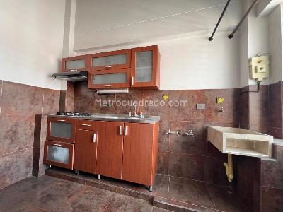 Apartamento de 2 alcobas en arriendo en Poblado San Diego, Medellín, 62 m² · foto 5 de 14