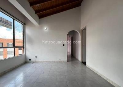 Apartamento de 2 alcobas en arriendo en Poblado San Diego, Medellín, 62 m² · foto 3 de 14