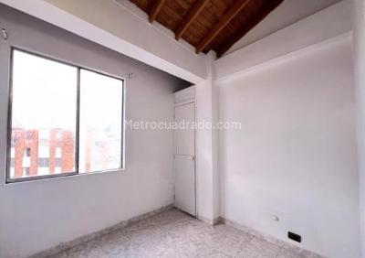 Apartamento de 2 alcobas en arriendo en Poblado San Diego, Medellín, 62 m² · foto 7 de 14