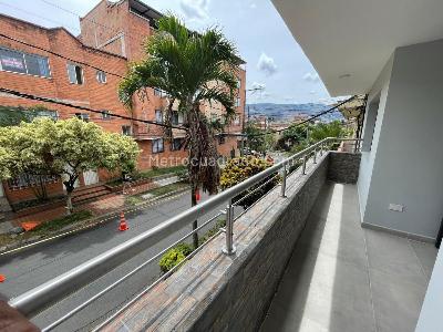 Apartamento en venta en Belen Miravalle, Medellín · foto 2 de 11