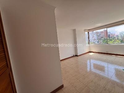 Apartamento de 3 alcobas en arriendo en Laureles Estadio, Medellín, 140 m² · foto 8 de 20