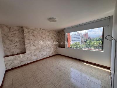Apartamento de 3 alcobas en arriendo en Laureles Estadio, Medellín, 140 m² · foto 9 de 20