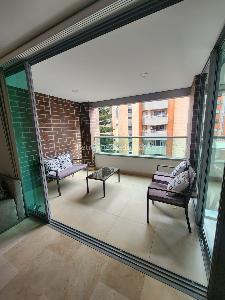 Apartamento de 4 alcobas en venta en Belen Parque, Medellín, 169 m² · foto 2 de 11
