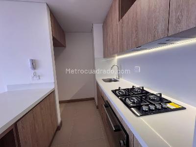 Apartamento de 3 alcobas en venta en Laureles Estadio, Medellín, 95 m² · foto 4 de 20