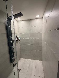 Apartamento de 1 alcoba en venta en Poblado San Diego, Medellín, 57 m² · foto 13 de 20