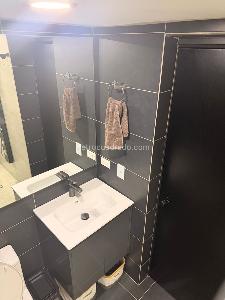 Apartamento de 1 alcoba en venta en Poblado San Diego, Medellín, 57 m² · foto 15 de 20