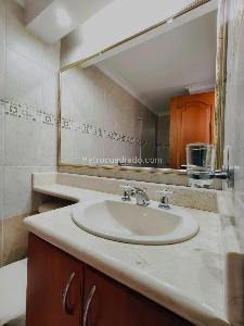 Apartamento de 4 alcobas en venta en Laureles Laureles, Medellín, 139 m² · foto 11 de 13