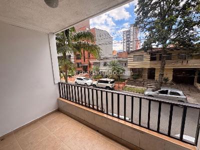Apartamento en venta en Laureles Nogal, Medellín · foto 3 de 20