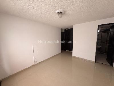 Apartamento de 4 alcobas en venta en Laureles Nogal, Medellín, 110 m² · foto 10 de 20