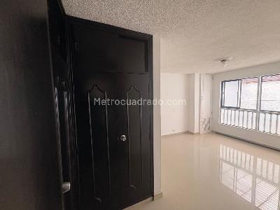 Apartamento de 4 alcobas en venta en Laureles Nogal, Medellín, 110 m² · foto 11 de 20