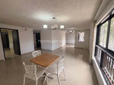 Apartamento en venta en Laureles Nogal, Medellín · foto 2 de 20