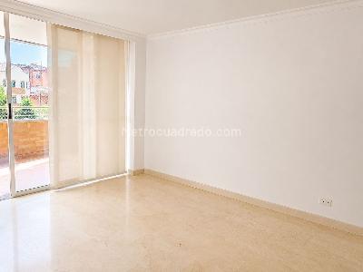 Apartamento de 4 alcobas en venta en Laureles Laureles, Medellín, 123 m² · foto 7 de 12