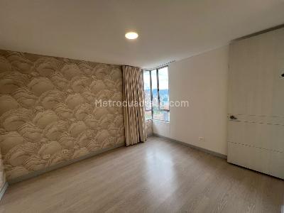 Apartamento de 3 alcobas en arriendo en El Poblado Castropol, Medellín, 110 m² · foto 14 de 20