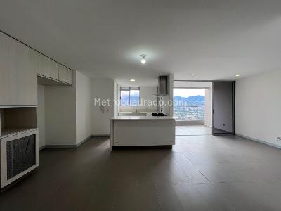 Apartment for rent in El Poblado Castropol, Medellín
