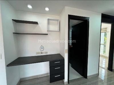 Apartamento de 3 alcobas en venta en Laureles Laureles, Medellín, 88 m² · foto 8 de 17