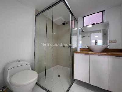 Apartamento de 1 alcoba en arriendo en Poblado San Diego, Medellín, 52 m² · foto 12 de 14