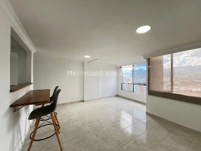 Apartamento de 1 alcoba en arriendo en Poblado San Diego, Medellín, 52 m² · foto 4 de 14
