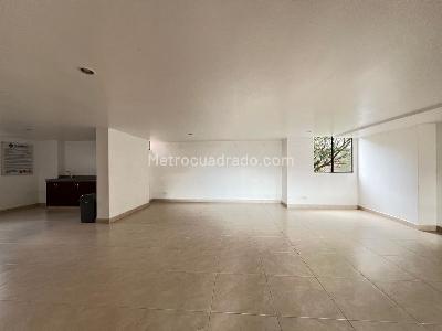 Apartamento de 1 alcoba en venta en Poblado San Diego, Medellín, 100 m² · foto 13 de 15