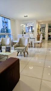 Apartamento de 3 alcobas en venta en Laureles Laureles, Medellín, 105 m² · foto 5 de 15