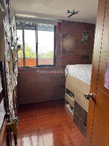 Apartamento de 3 alcobas en venta en Belen Rodeo Alto, Medellín, 82 m² · foto 8 de 19