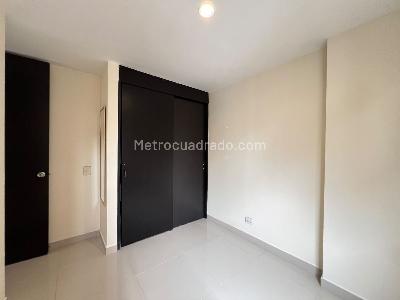 Apartamento de 2 alcobas en arriendo en Poblado Ciudad Del Rio, Medellín, 73 m² · foto 12 de 16
