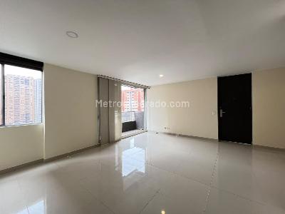 Apartamento de 2 alcobas en arriendo en Poblado Ciudad Del Rio, Medellín, 73 m² · foto 3 de 16