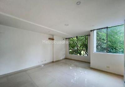 Apartamento de 1 alcoba en arriendo en Poblado San Diego, Medellín, 52 m² · foto 6 de 11