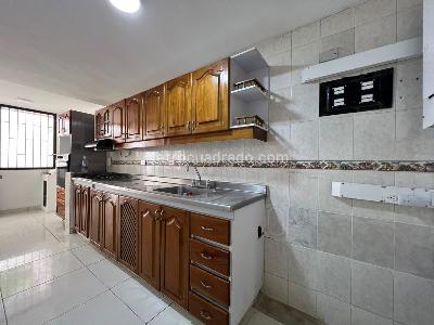 Casa de 5 alcobas en arriendo en Belen Belen La Palma, Medellín, 400 m² · foto 4 de 20