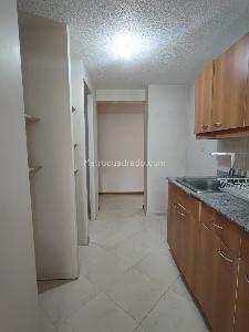 Apartamento de 3 alcobas en venta en Laureles La Almeria, Medellín, 75 m² · foto 13 de 20