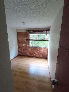 Apartamento de 3 alcobas en venta en Laureles La Almeria, Medellín, 75 m² · foto 7 de 20