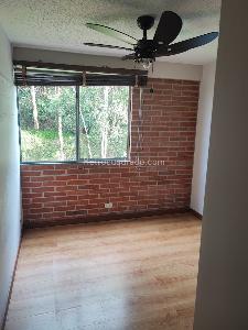 Apartamento de 3 alcobas en venta en Laureles La Almeria, Medellín, 75 m² · foto 8 de 20