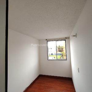 Apartamento en venta en Senderos De San Isidro, Mosquera · foto 16 de 20