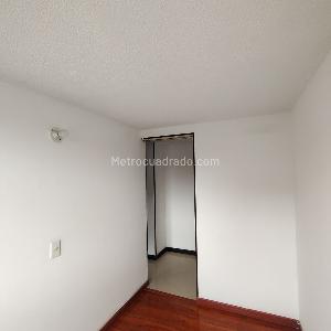 Apartamento en venta en Senderos De San Isidro, Mosquera · foto 17 de 20