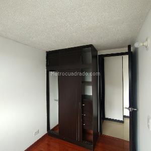 Apartamento en venta en Senderos De San Isidro, Mosquera · foto 19 de 20