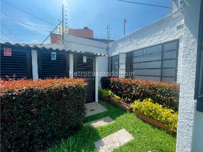 Casa de 5 alcobas en venta en Las Villas, Bogotá, 716 m² · foto 4 de 20