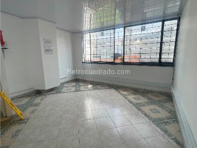 Casa de 5 alcobas en venta en Las Villas, Bogotá, 716 m² · foto 6 de 20