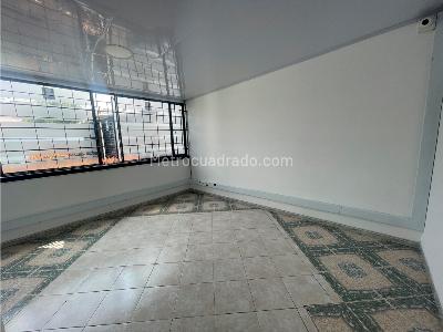Casa de 5 alcobas en venta en Las Villas, Bogotá, 716 m² · foto 12 de 20