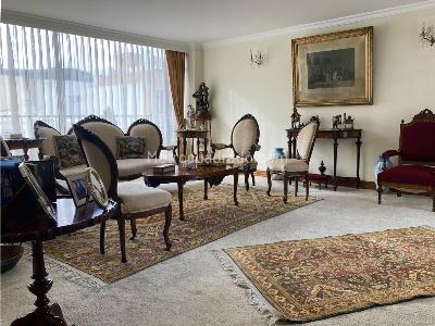 Apartamento de 4 alcobas en venta en Santa Barbara, Bogotá, 243 m² · foto 1 de 20