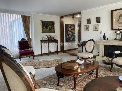 Apartamento de 4 alcobas en venta en Santa Barbara, Bogotá, 243 m² · foto 4 de 20