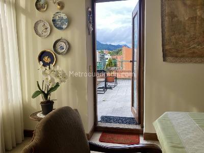 Apartamento de 4 alcobas en venta en Santa Barbara, Bogotá, 243 m² · foto 15 de 20