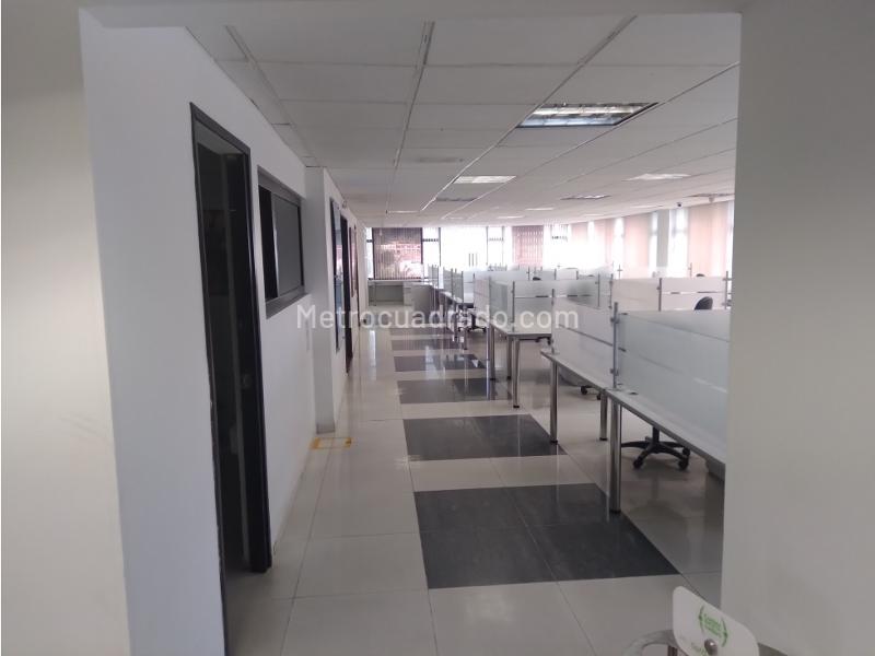 Oficina en Venta, Parque Nacional, Bogotá D.C. - Más