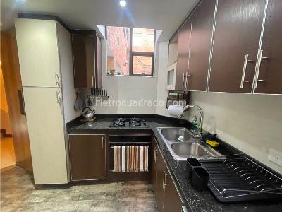Casa de 3 alcobas en venta en Chico Navarra, Bogotá, 185 m² · foto 6 de 20