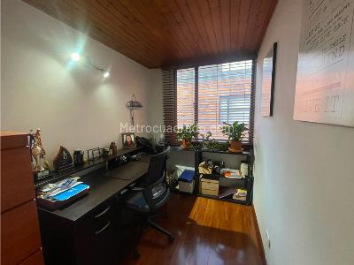 Casa de 3 alcobas en venta en Chico Navarra, Bogotá, 185 m² · foto 17 de 20